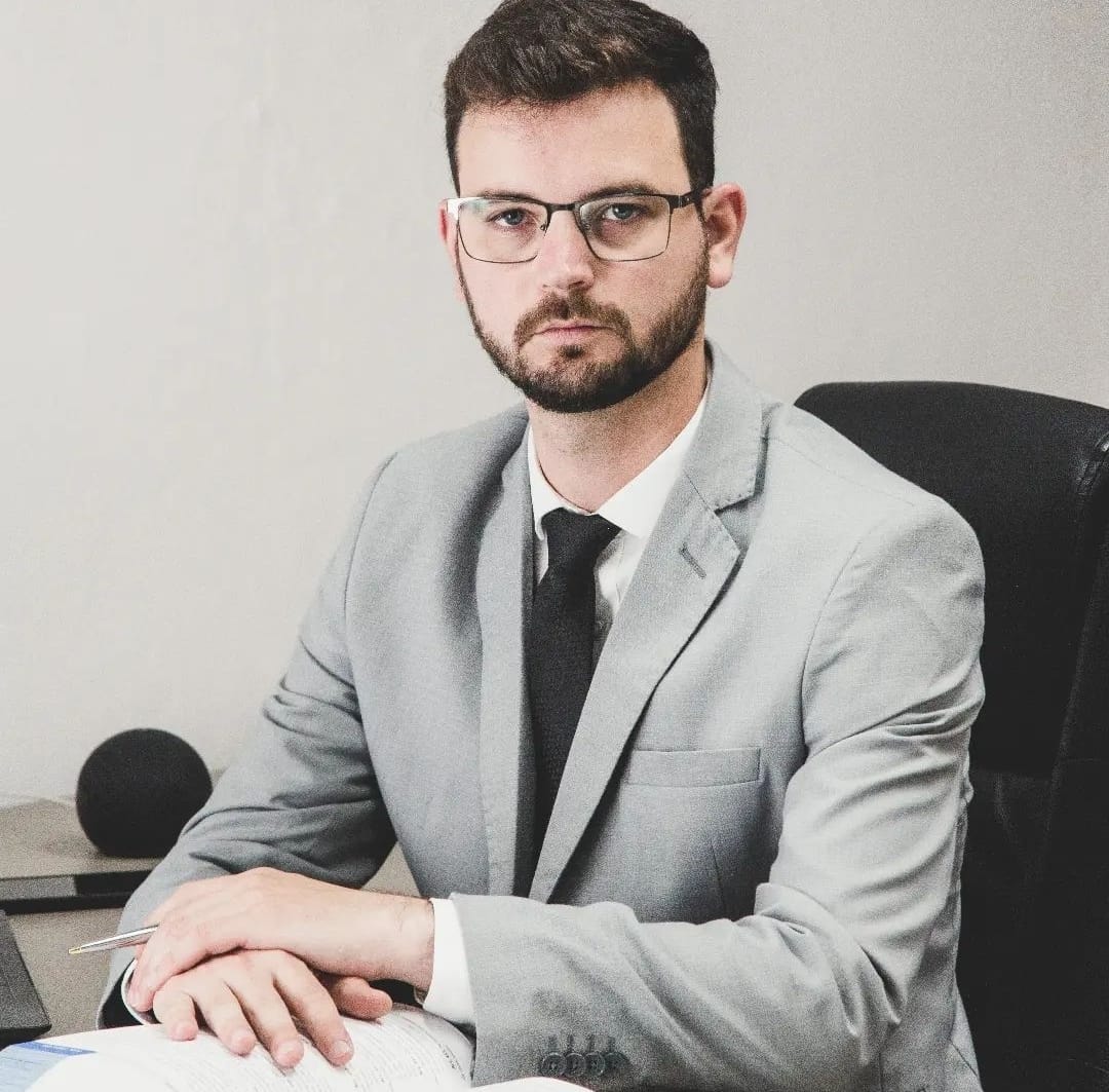 Dr. Guilherme Henrique Alvarenga